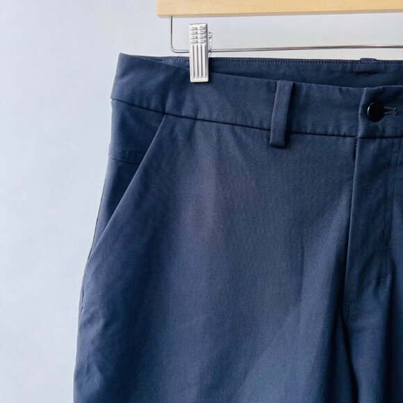 Lululemon men ABC shorts, black , Size 32 G106 - Picture 5 of 9